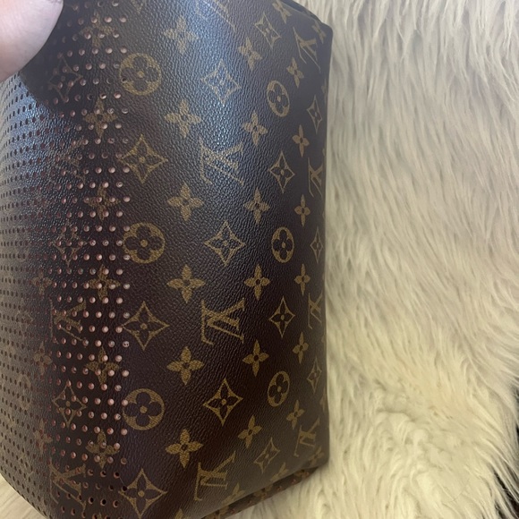 EUC (like new) Lv Perforated Speedy 30 - Picture 8 of 13